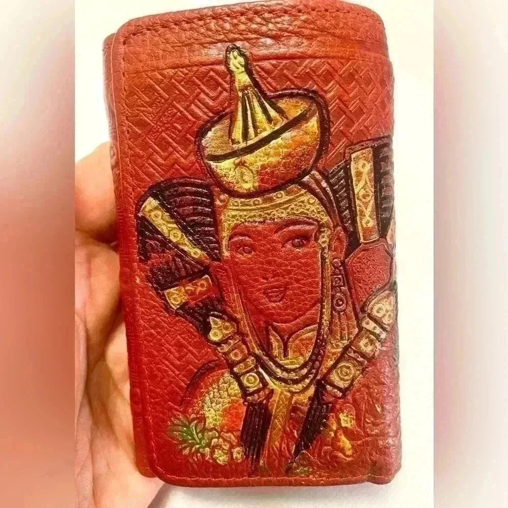 Vintage (beginning of 90’s) hand  painted leather wallet. Made in Mongolia 🇲🇳